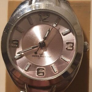 🦋10/$20🦋 FMD Silver/Pink Stainless Steel Women's Watch